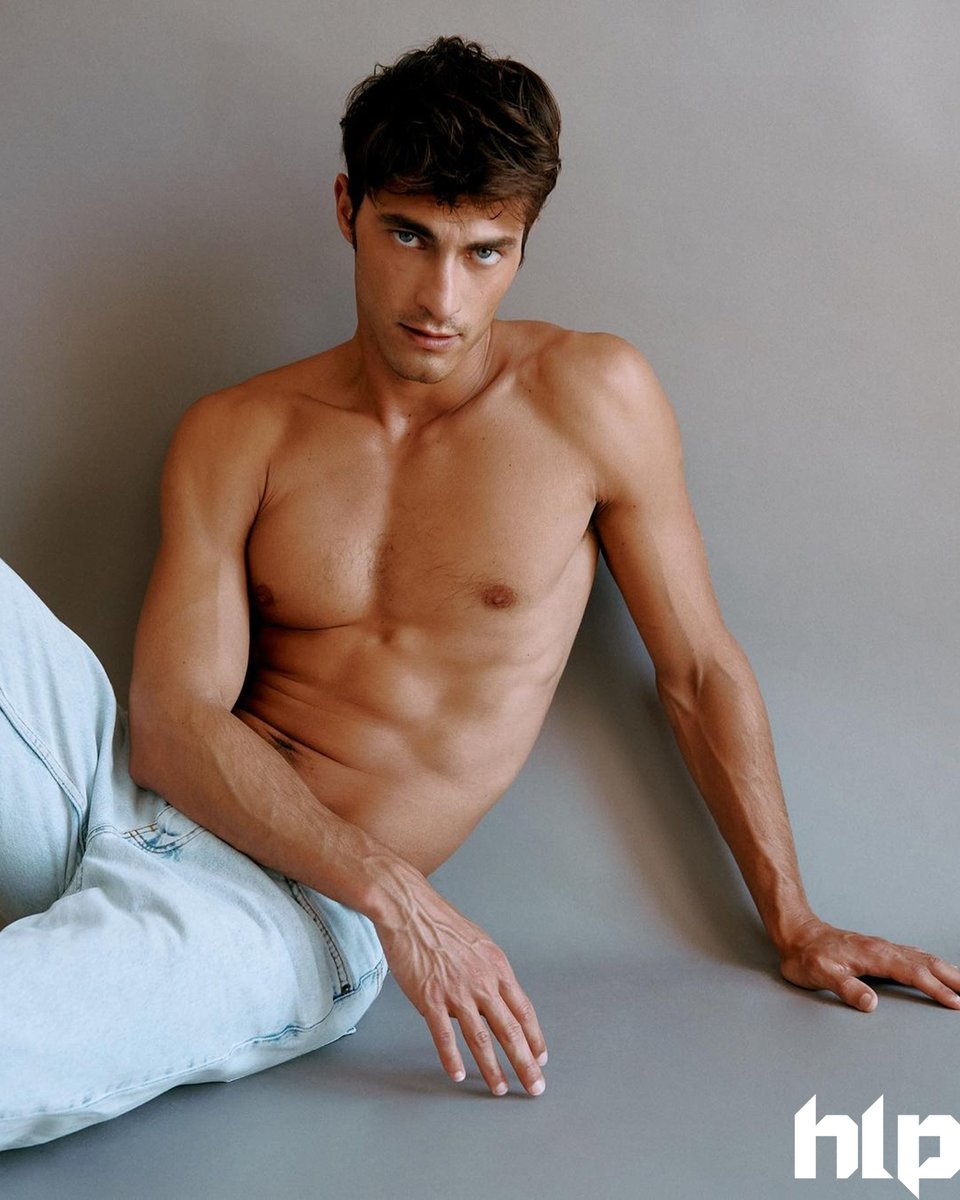 homensdelinguap's tweet photo. It's just the Portuguese model Pedro Pinto iunbelievably fabulous as always in these pictures!! 🇵🇹🔥 Photos: Lucas Fonseca 💯👏🏼
https://t.co/6cb6Yb67q5
#pedropinto #phenriquefpinto #malemodel #photography #elitelisbon #elitemodels #beelite #eliteboysdoitbetter #elite https://t.co/cTNyw2OFkv