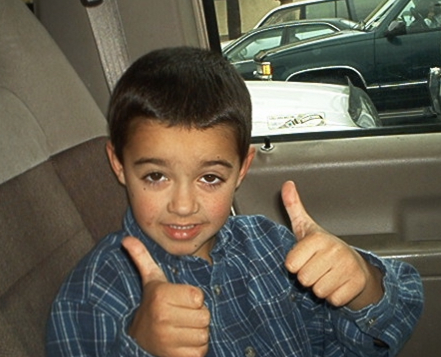 quesobarba's tweet image. QT w a pic of you as a child that exudes the same energy as you today

👍😬👍