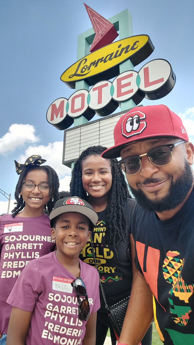 MrJeffreyMister's tweet photo. Juneteenth field trip to the National Civil Rights Museum in Memphis was on ๐ฏ.
Don't wait for schools to teach kids what we can. We owe it to all those who came before us (black & white) who gave their lives for change. โ๐ฝ
#themisters #memphis #nationalcivilrightsmuseum https://t.co/Fm2I8MwvtI
