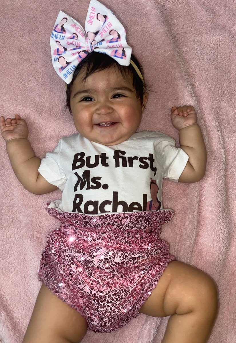 alyssa_raelyn26's tweet photo. I haven’t posted Amelia in a while! She’s the most cutest Ms.Rachel Fan 🩷🥰 https://t.co/cfBomL75Fj