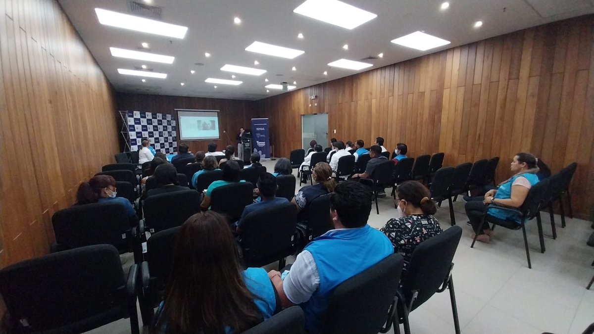 Salud_Guayas's tweet photo. El personal del #Distrito09D01 de @Salud_Ec realiza Lanzamiento e Implementación de Herramientas Digitales de la Dirección Distrital 09D01 con la presencia de la coordinadora Zonal, @lucyjurado9. https://t.co/hUI9cDn3bF
