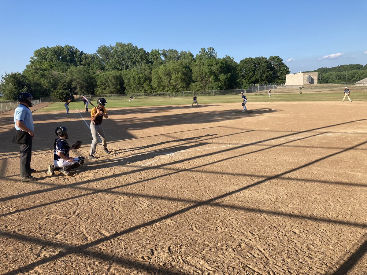 HubmenBaseball's tweet photo. Great work by our 13 and 11 year old teams tonight! 11 year olds win 18-2 over New Prague and our 13 year olds lose a close one to Chanhassen. Fun to see our youth getting better! @jayba_jordan https://t.co/FT9QlcKmaN