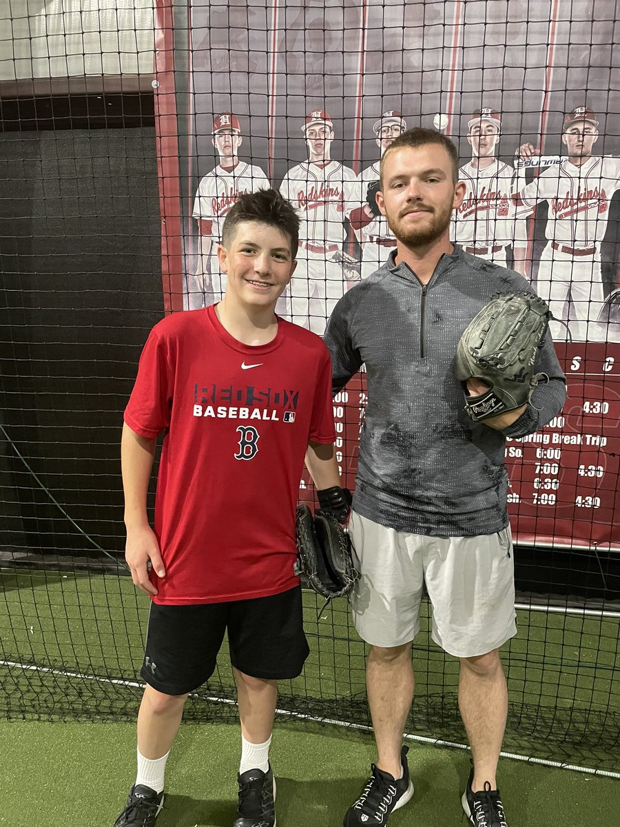 caseymoore44's tweet photo. @N_Short6 it was great to meet and work out with Noah Short this evening. Good luck at Florida State!!! https://t.co/ql5zuDrgXX