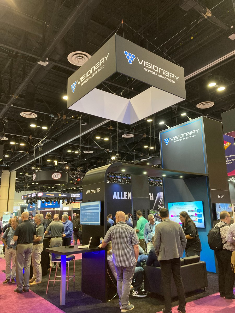 AUDIOBRAINS's tweet image. #VisionarySolutions

新製品は4K 4:4:4に対応した5シリーズ。

ブースは大盛況で、ここ数年でさらにブランド力が増したと感じられるVisionary Solutionsです💪

またNETGEARのPro AVスイッチにVisionaryプロファイルが実装されました。