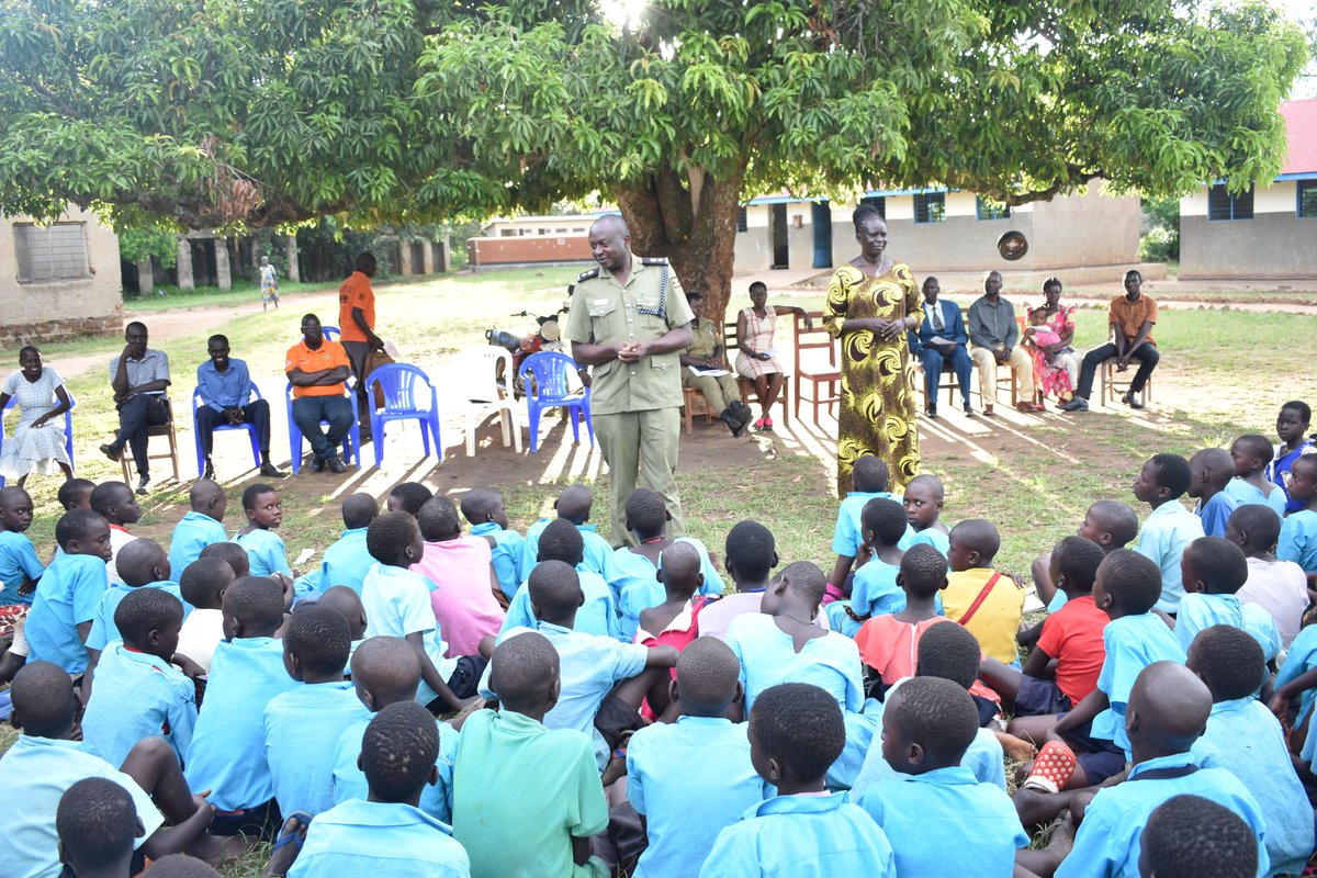 KIFAD Uganda (@kiyitad1) on Twitter photo #KIFADupdates: We believe young people need a lot of mentoring in order to grow up as responsible citizens.
Following and obeying the law is one of them. With support from <a href="/Welthungerhilfe/">Welthungerhilfe (WHH)</a> <a href="/WHH_Uganda/">WHH Uganda – Welthungerhilfe</a> , we are keeping the next generation safe. #KIFADupdates: We believe young people need a lot of mentoring in order to grow up as responsible citizens.
Following and obeying the law is one of them. With support from <a href="/Welthungerhilfe/">Welthungerhilfe (WHH)</a> <a href="/WHH_Uganda/">WHH Uganda – Welthungerhilfe</a> , we are keeping the next generation safe.