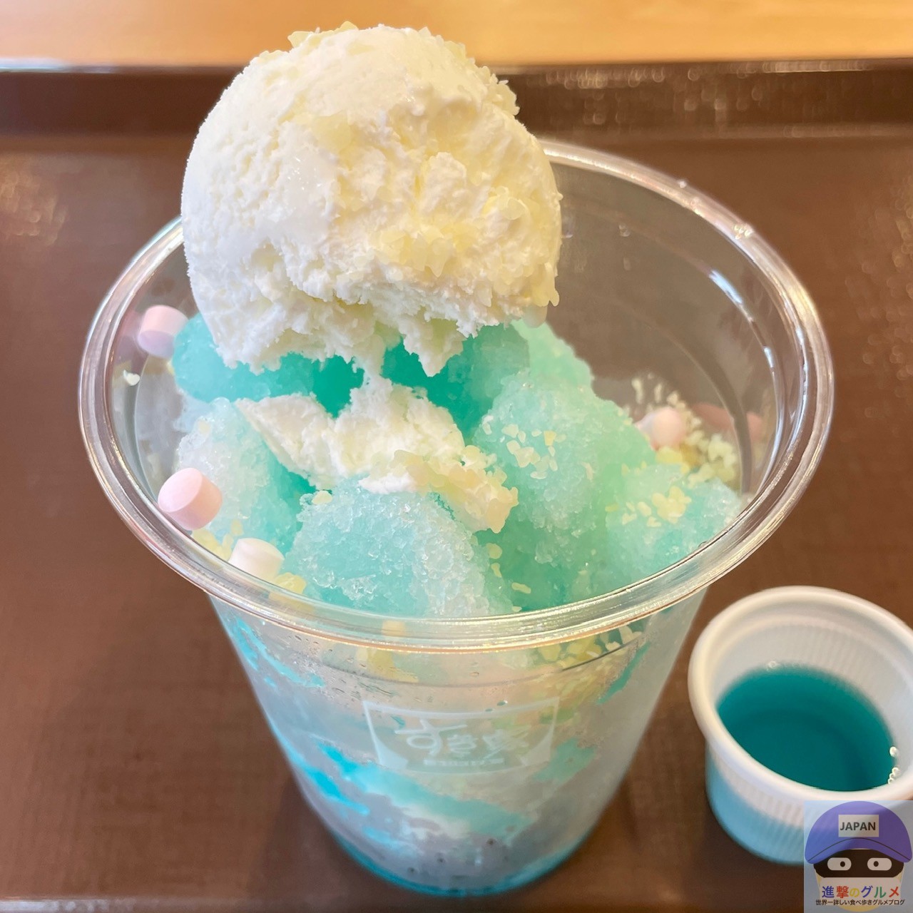 ハチ　可愛い缶入り　クリームソーダ飴１０個 クリームソーダキャンディ - レストランHACHI(ハチ)オンライン