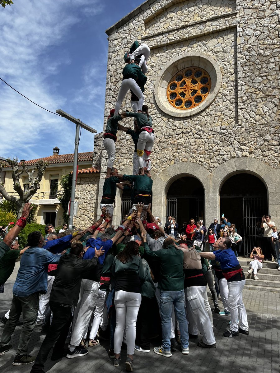 Revista Castells tweet media