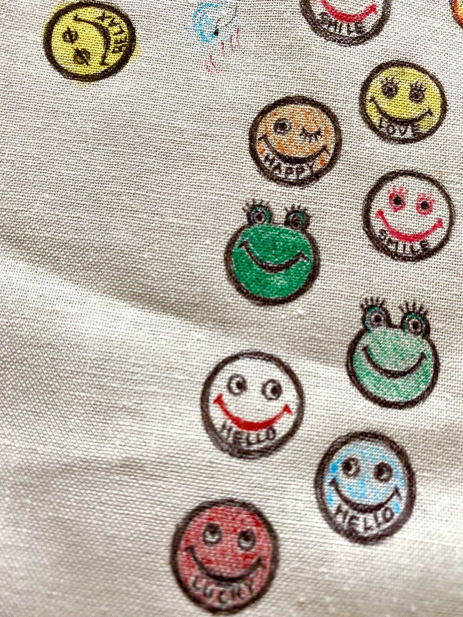 noricolilu's tweet photo. お人形用にALMのパッチを描いてみた。
これなら使えるかも😏🤭
#alovemovement https://t.co/9gD0e1g7Ec