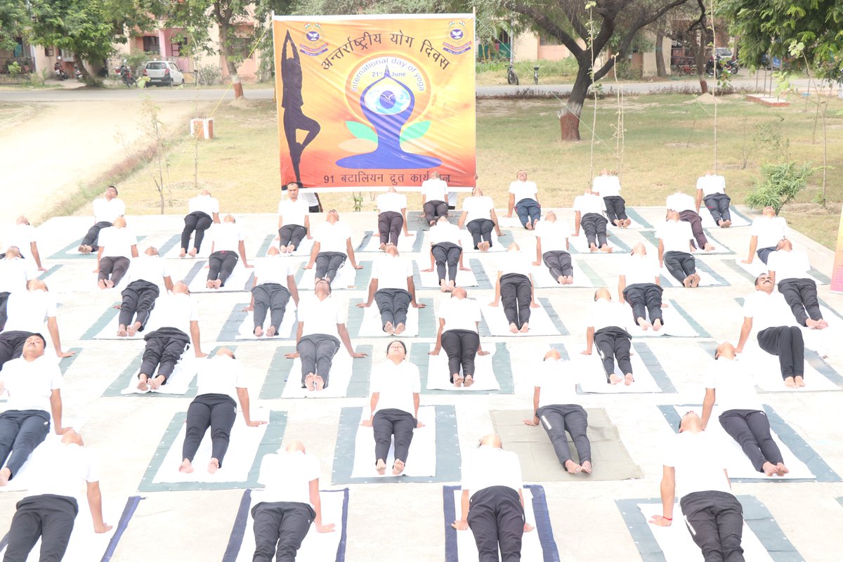 091bn's tweet photo. "You cannot always control what goes on outside, but you can always control what goes on inside."
Preparation for grand celebration of 9th International Day of yoga. https://t.co/C5oNy2Phtv