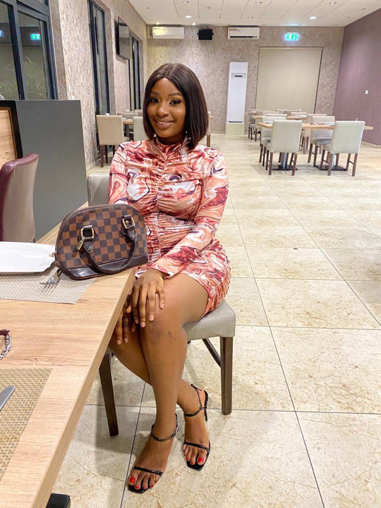 JustMildred__'s tweet photo. Happy birthday to me❤️🎊🎂🎊❤️ https://t.co/YNHx2eRxX4