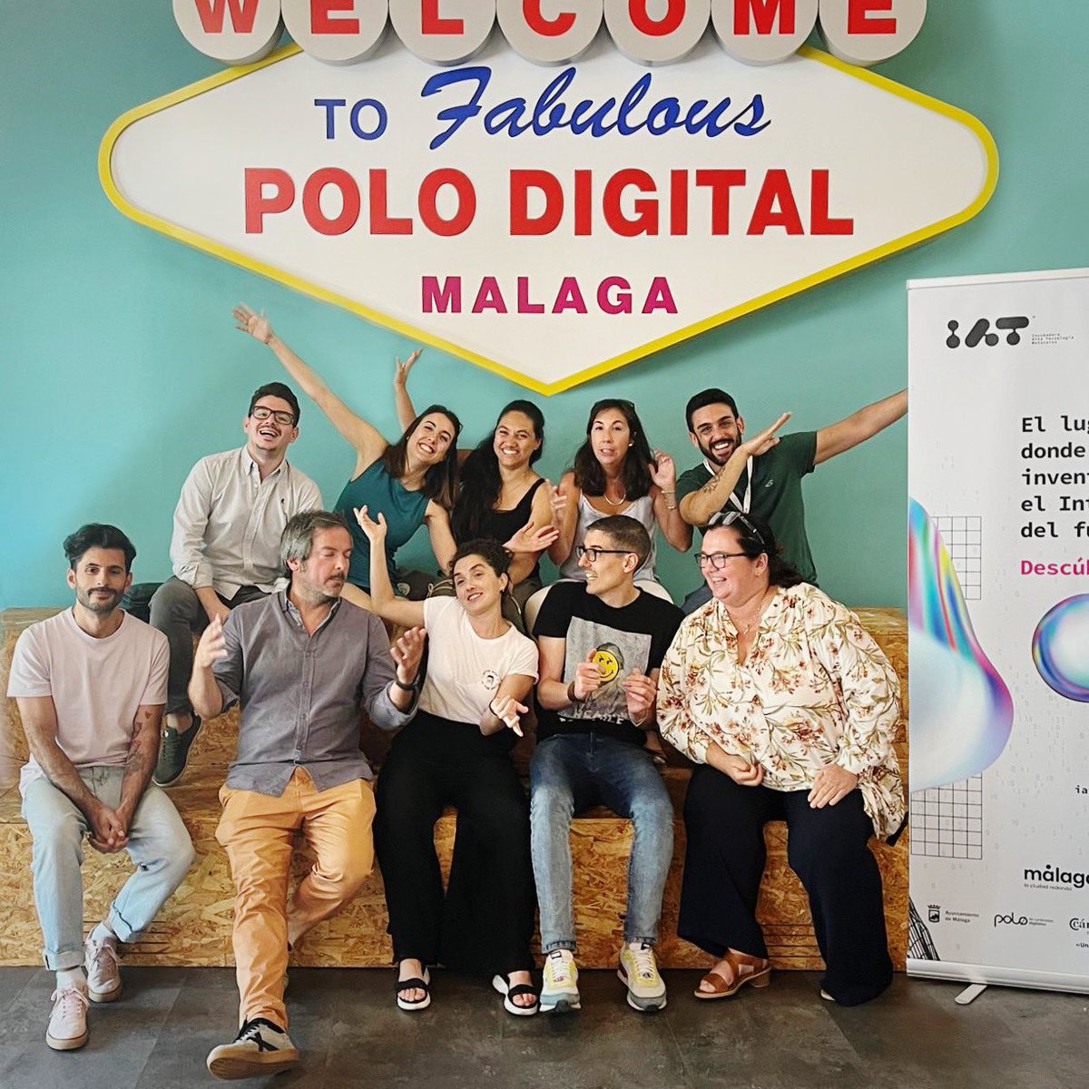 i-colectiva tweet media