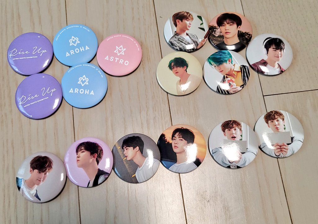yangdodo_yangdo's tweet photo. 아스트로 라이즈업 굿즈 양도합니다
라키 산하 메카 일괄 1.0
핀버튼 일괄 0.5
키링 1.0
#아스트로 #ASTRO #엠제이 #진진 #차은우 #문빈 #라키 #윤산하 #양도 https://t.co/k1FO4nuNxF