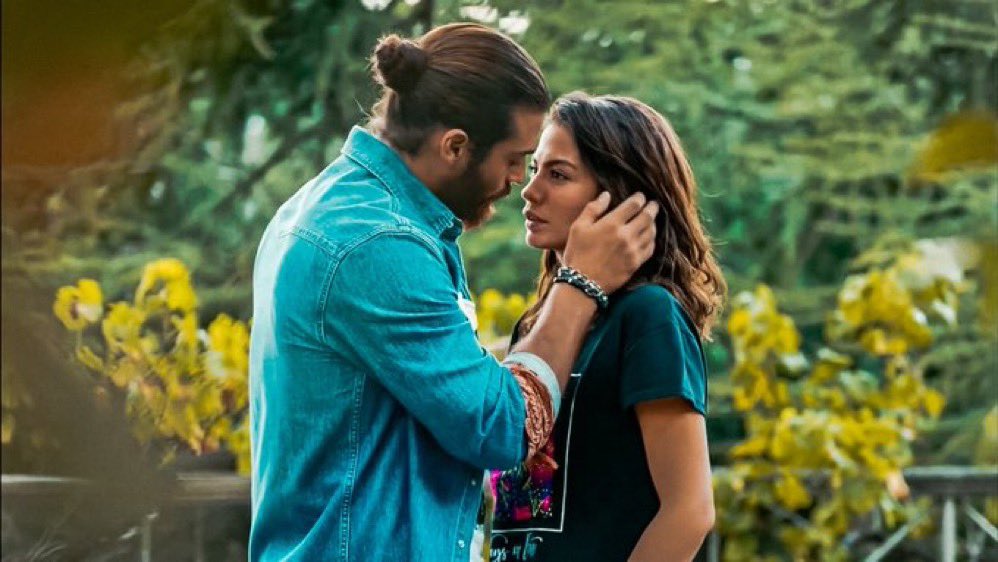 Tessa Bailey discovering the unicorn that is Erkenci Kuş with that perfect blend of CanDem chem + AÜK’s pen is all this dizi-loving romance reader could ask for. 

Still the greatest onscreen love confession, five years later.

“Koşacak mısın?”

“Kaçacak başka nerede var ki?”