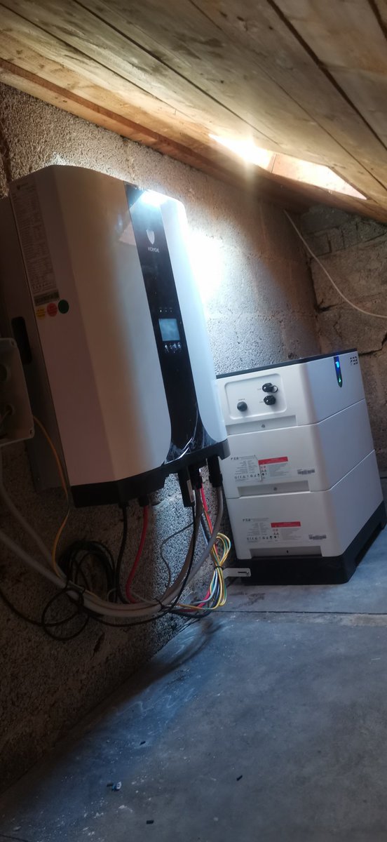 FarEastBattery's tweet image. Experience seamless operation anytime, anywhere with our high-voltage battery system #PowerPyramid and 
#Koyoe three-phase inverters in Germany. This successful case highlight the perfect compatibility of our products, ensuring flawless performance during the day and night.🌏