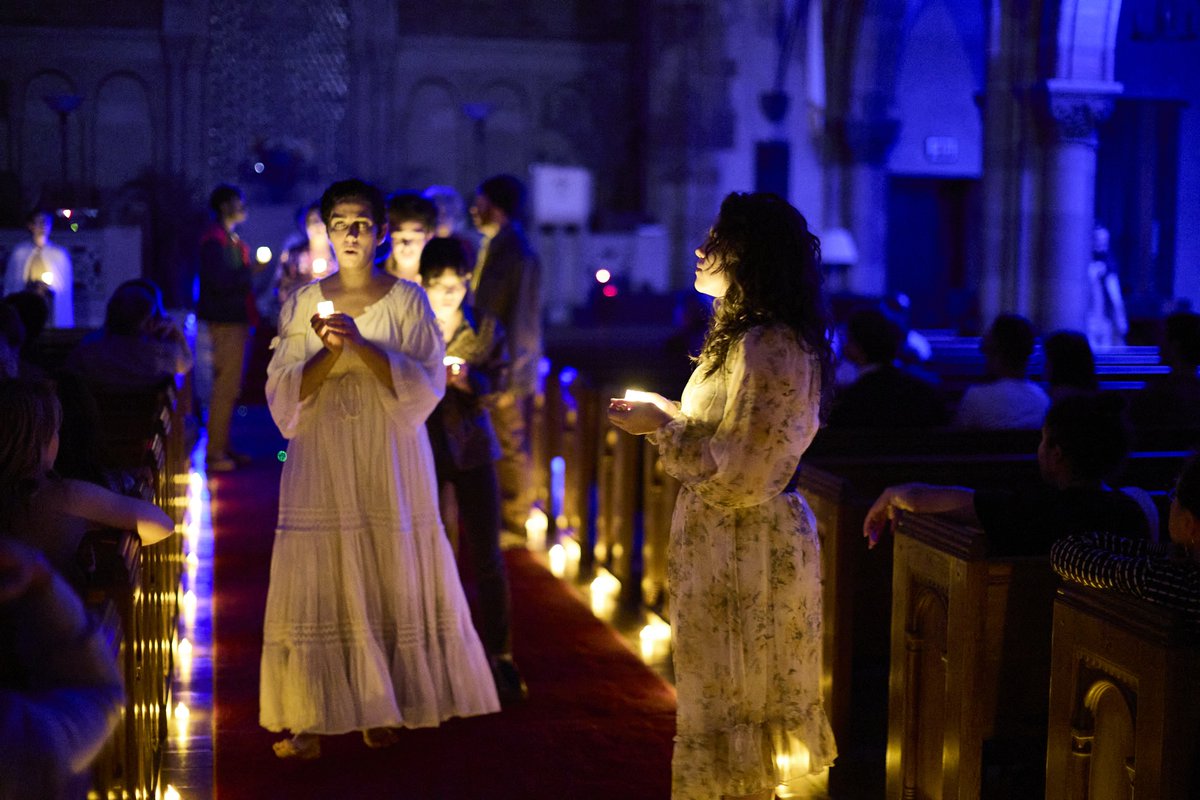 If you had one last chance to broadcast your story into the universe, what would you say? Sonnets for an Old Century -"SENSITIVE &amp; ELOQUENT...[with] 8 TALENTED AND SKILLED actors" (BwyWorld). FINAL 5 SHOWS,  til 6/25. Use Sonnets5 ($5 off full). shorturl.at/afV68