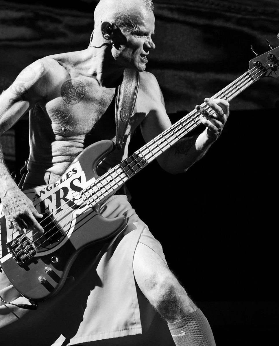 Red Hot Chili Peppers tweet media