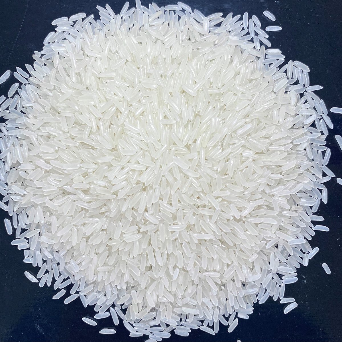 JASMINE RICE   5% BROKEN

We don’t talk about low   quality.
 TRACY CAO (Ms.)
 Phone: +84 969 800 854
 Email: tracy@vilaconic.com
#manufacturer #ricefactory #thaifex2023   #rice #jasminerice #kdmrice #healthyrice #organicrice #brownrice #redrice   #blackrice  #happyfood