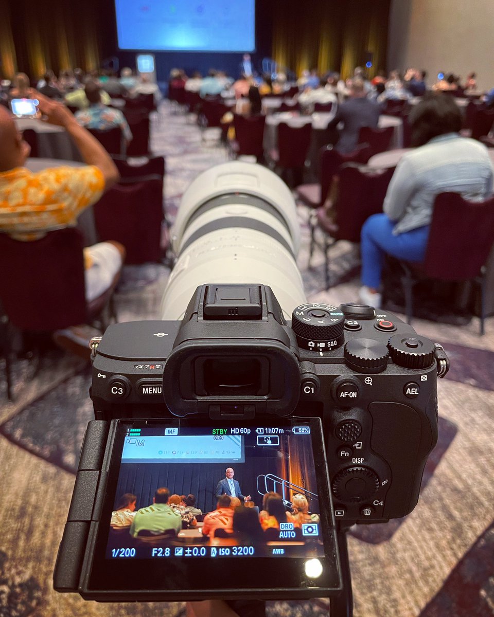 The @jimmoraninst #SBLConference is off to a great start!

Day 1 ✅ 

#BehindTheScenes #BTS #SonyA7RV #Sony70200GM #Storytelling #FilmFlorida #Orlando #OrlandoVideographer