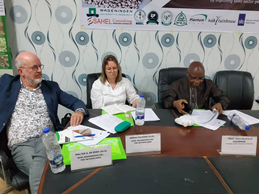 sahelconsulting's tweet photo. During the session, our Associate Partner, Chinedu Agbara presented the study's findings on the cost of Variety release in #Nigeria.
#sahelproject #csp #cspseed https://t.co/zHOs195tGO