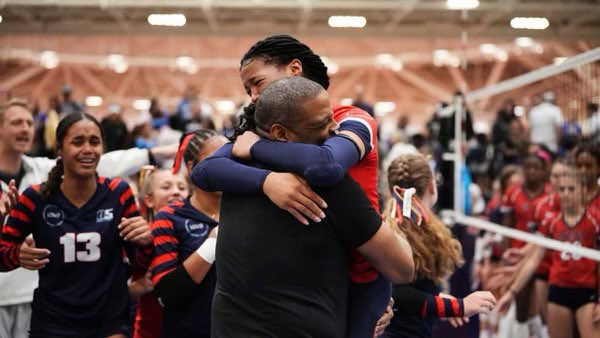 Won 2 national championships in 2 years… and working on a 3rd starting #ThisWeek 
#ThanksDad
#ForAllTheSupport 

📸: @USAVolleyball