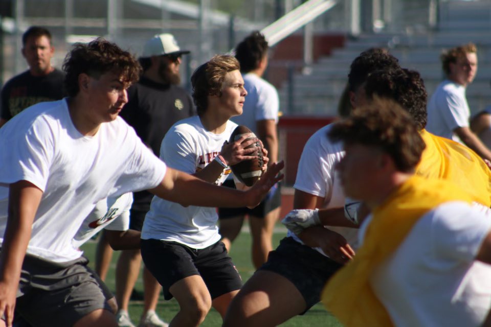 thepress_sports's tweet photo. As Liberty starts summer camp, junior QB Sage Robertson steps into the spotlight as QB1 following the likes of Nate Bell and Jay Butterfield. 
📸 @j_weisinger 

@lhslionsfb https://t.co/Md1mo8Sxgg