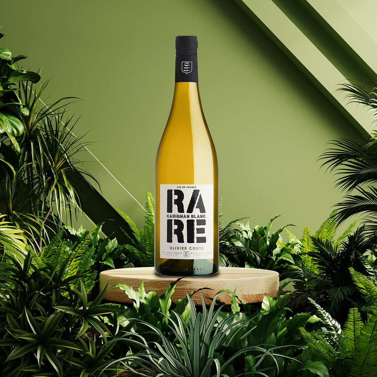 Blanc for the summer heat 🔥🔥!

Visit our website to check out the varieties of white wine curations. 🥂

#whitewine, #hotweather
