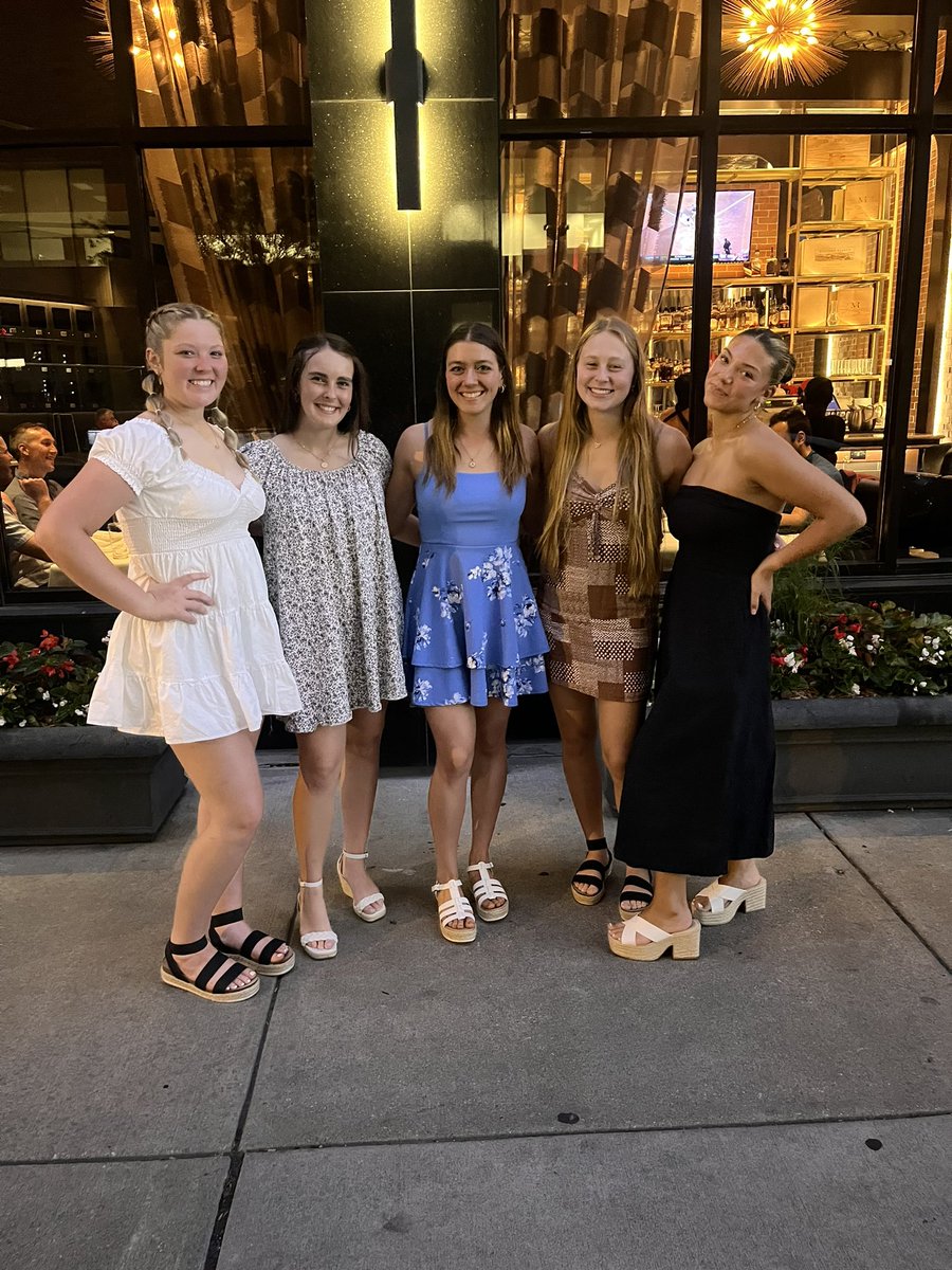 Senior dinner downtown tonight with our five! 💜 What a joy to spend one last evening with such a great group of girls. We wish you the very best on your next adventures! #GoDogs