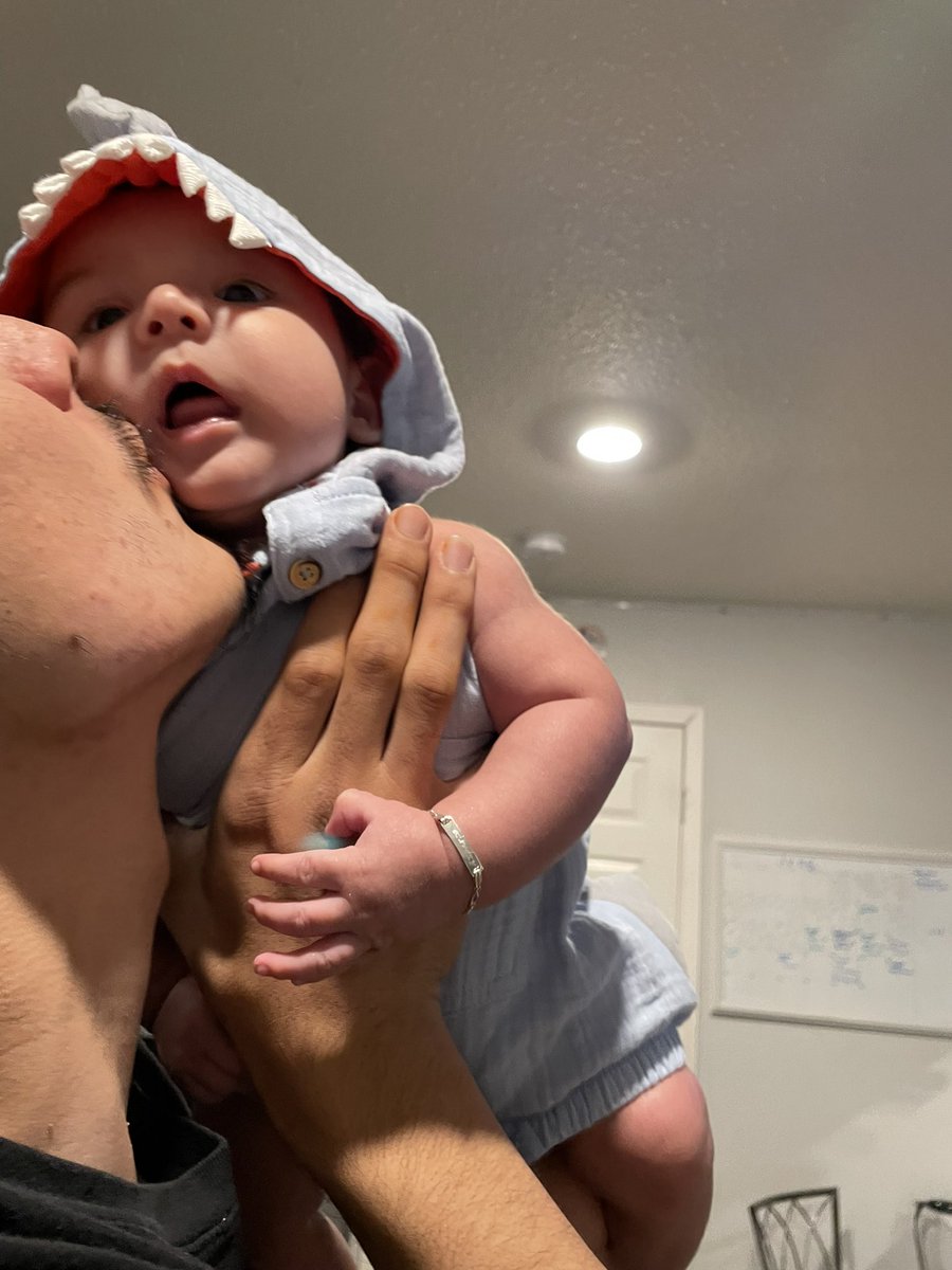 jaaminn1's tweet photo. Aquí llegó tu tiburón. 🦈🫧 https://t.co/zujH4vw1wN