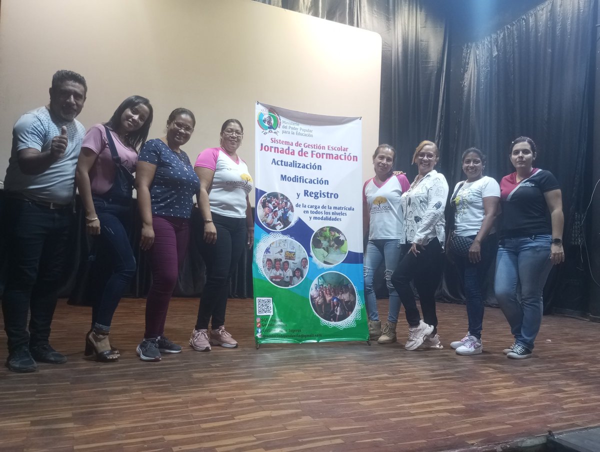 CircuitoSB's tweet photo. El Centro de Desarrollo de la Calidad Educativa Paz Castillo del Estado Miranda, en Formación del Sistema de Gestión Escolar Guaicaipuro hacia las Instituciones Educativas del Municipio @NicolasMaduro @HectoRodriguez @MPPEDUCACION @rosabecerra3 @_LaAvanzadora https://t.co/yiTDFWsqtK