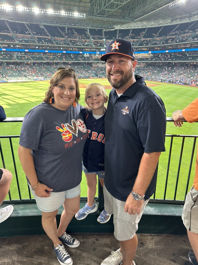 Thank you so much to the <a href="/astros/">Houston Astros</a> and <a href="/EduFoundHC/">Education Foundation of Harris County</a> for hosting us tonight at the Astros game. What a nice treat! We had a blast! <a href="/KleinISD/">Klein ISD</a> <a href="/BrillKISD/">Brill Elementary</a>