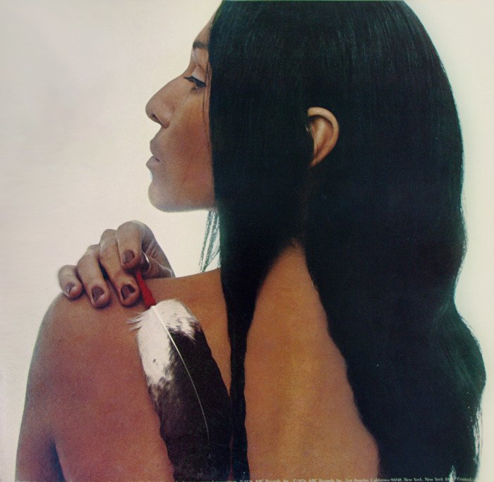 This pic of Buffy Sainte-Marie in 1976..... Serious Itachi Vibes