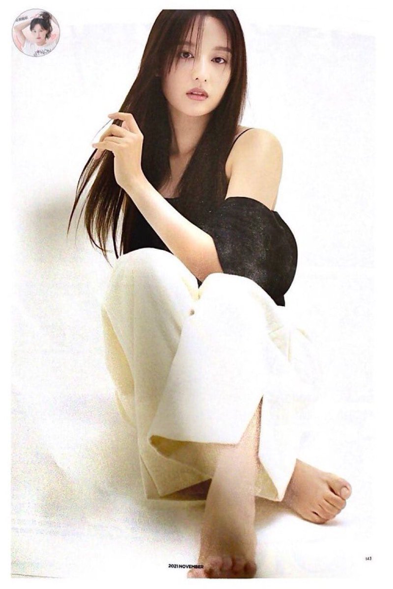 BeautiesCollect's tweet photo. #kimjiwon #金智媛 https://t.co/fJoJ1EIGVU