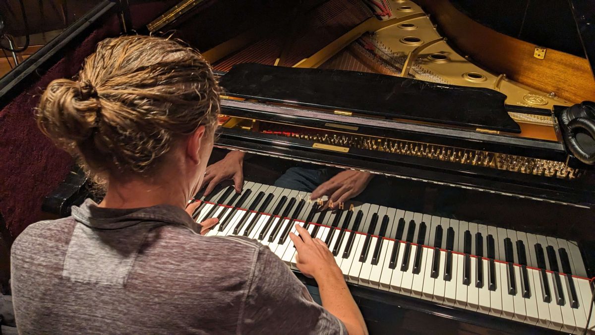 jayfrostpiano's tweet photo. BACK IN THE STUDIO!! Recorded "On A March" today
https://t.co/vU1DuKQnzX
#piano #originalmusic https://t.co/eFfrWpdUt8