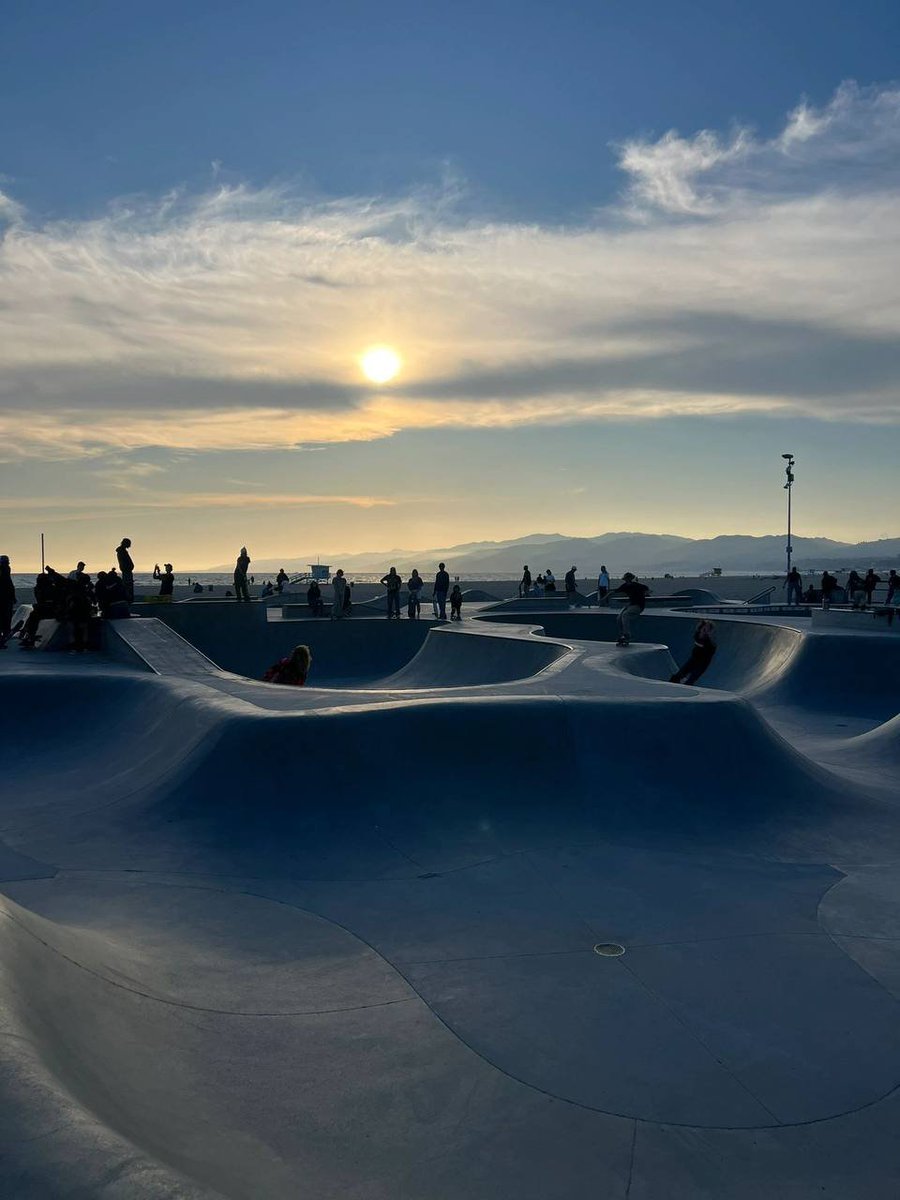 cara1014's tweet photo. Today roller scating https://t.co/wOkVJ5XLHK