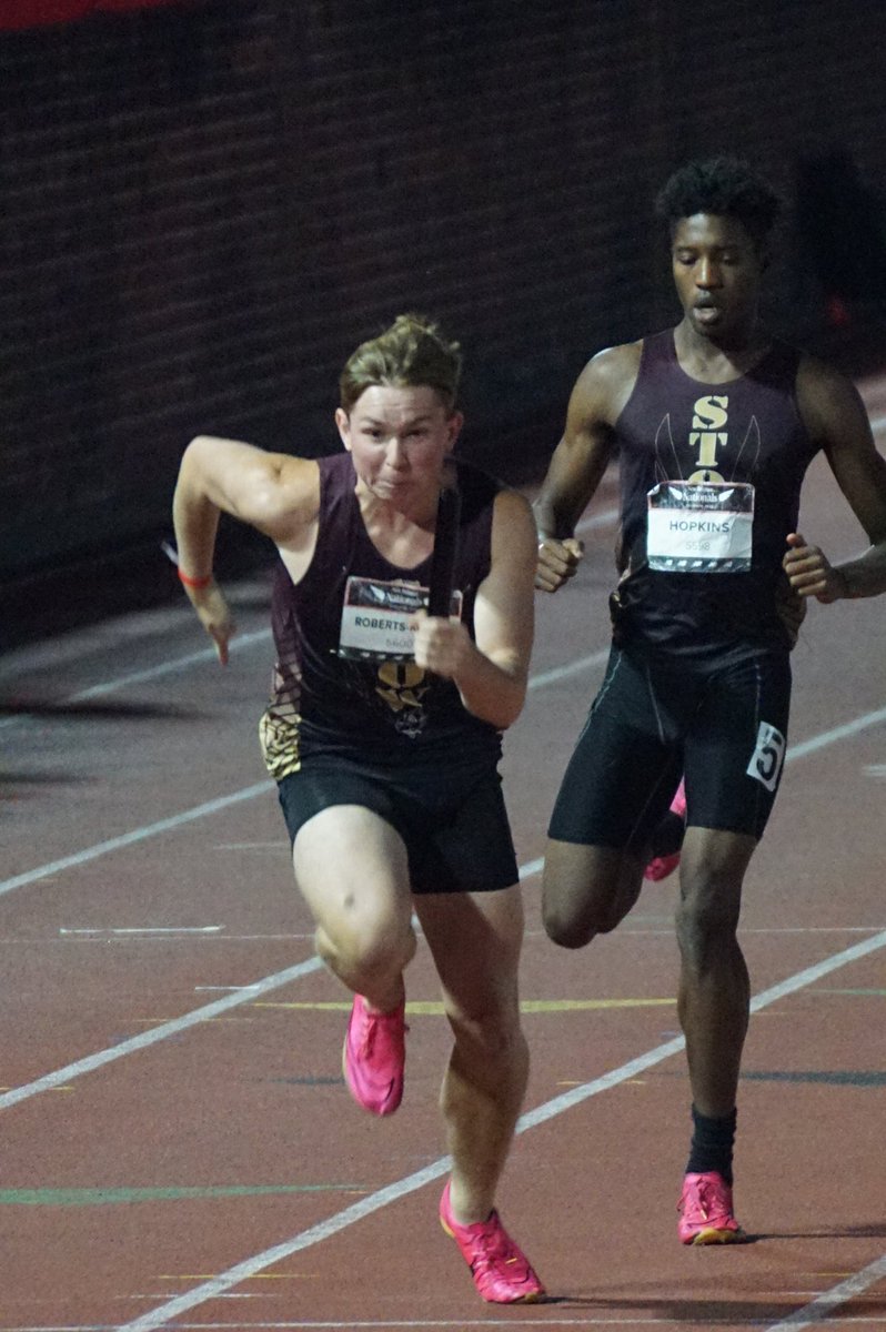 AlexRobKir's tweet photo. Thanks @StowTrackCoach for taking so many action shots at Nationals! Picked just a few. Thanks, Coach Morris! #NBnationals #stowtrack https://t.co/CqkIHsn1c9