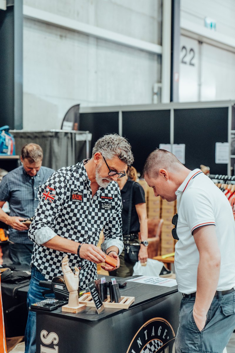 Jetzt im STORE74.CH 10 % sparen mit dem SWISS CLASSIC WORLD Partnerprogramm unter:

partner.swissclassicworld.ch

Im STORE74.CH an der Raststätte Würenlos im “Fressbalken” finden Motorsport-Begeisterte, Petrolheads und Driver die passende Bekleidung.