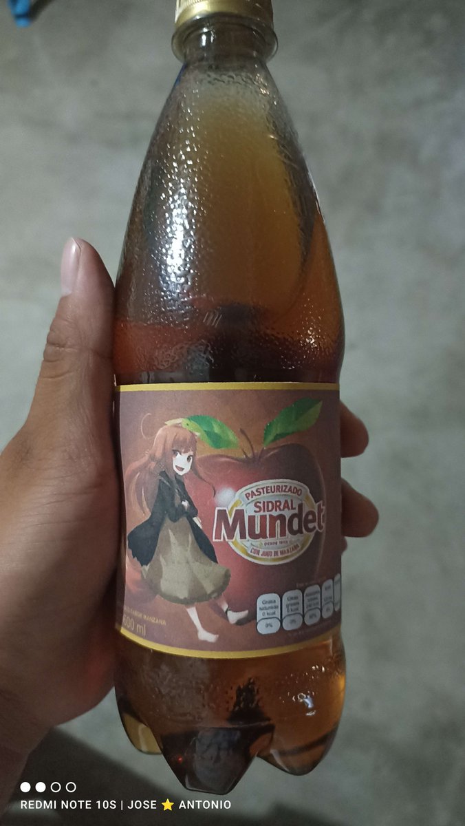 Shingel_42's tweet photo. Spice &amp; Wolf X Sidral Mundet
Hace varios años hice ésta etiqueta para una actividad de la escuela...
Mis compañeros creyeron que la había descargado porque copié todo casi exactamente como la original XD
(Créditos a los autores de los dibujos)
#SidralMundet #SpiceAndWolf https://t.co/98c9ZEwOBj