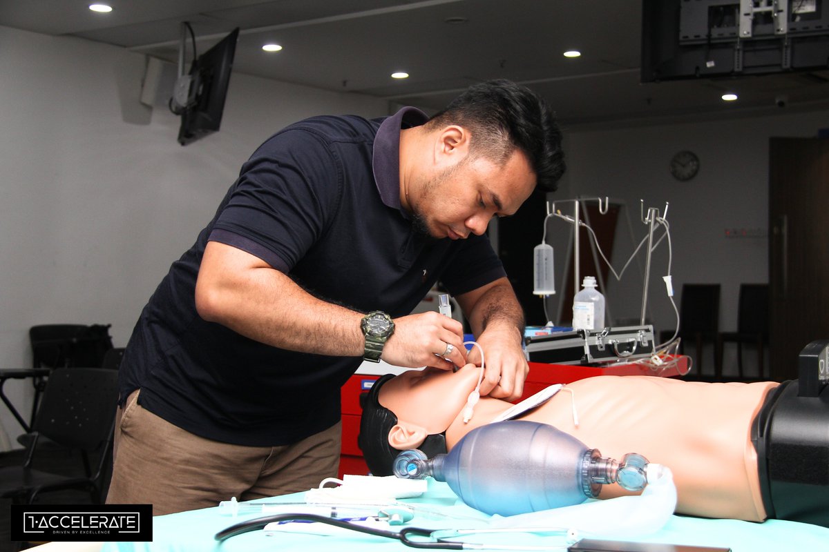 1acceleratesb's tweet photo. Transforming ordinary professionals into extraordinary life-savers! See the incredible progress made by our ACLS and PALS course participants.
#ACLSCourse #LifeSavingSkill https://t.co/Ykkw98eGdP
