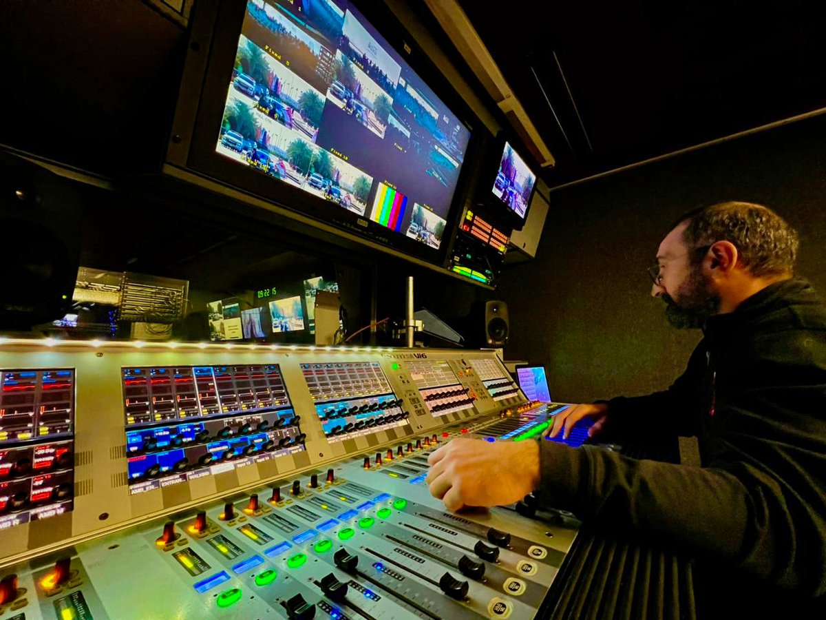 NEPMEandAsia's tweet photo. Our behind-the-scenes #team at the #OBunit deserves a special shoutout! Their efforts and expertise make our #livebroadcasts seamless and captivating. From #soundtechnicians, #producers to #directors, we couldn't do it without you. #Sevenproduction #videoproduction #crew #camera https://t.co/bwSIaHFkb0