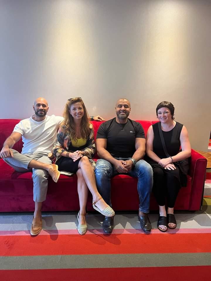 Ran into this crew on Sunday ❤️

<a href="/arabbabathatsme/">ArabBabaThatsMe</a>
<a href="/dianasdl/">Diana Soledad</a>
@adilcoachesmen

We are in this together and I am grateful to know these guys and to be able to share the work they do ❤️