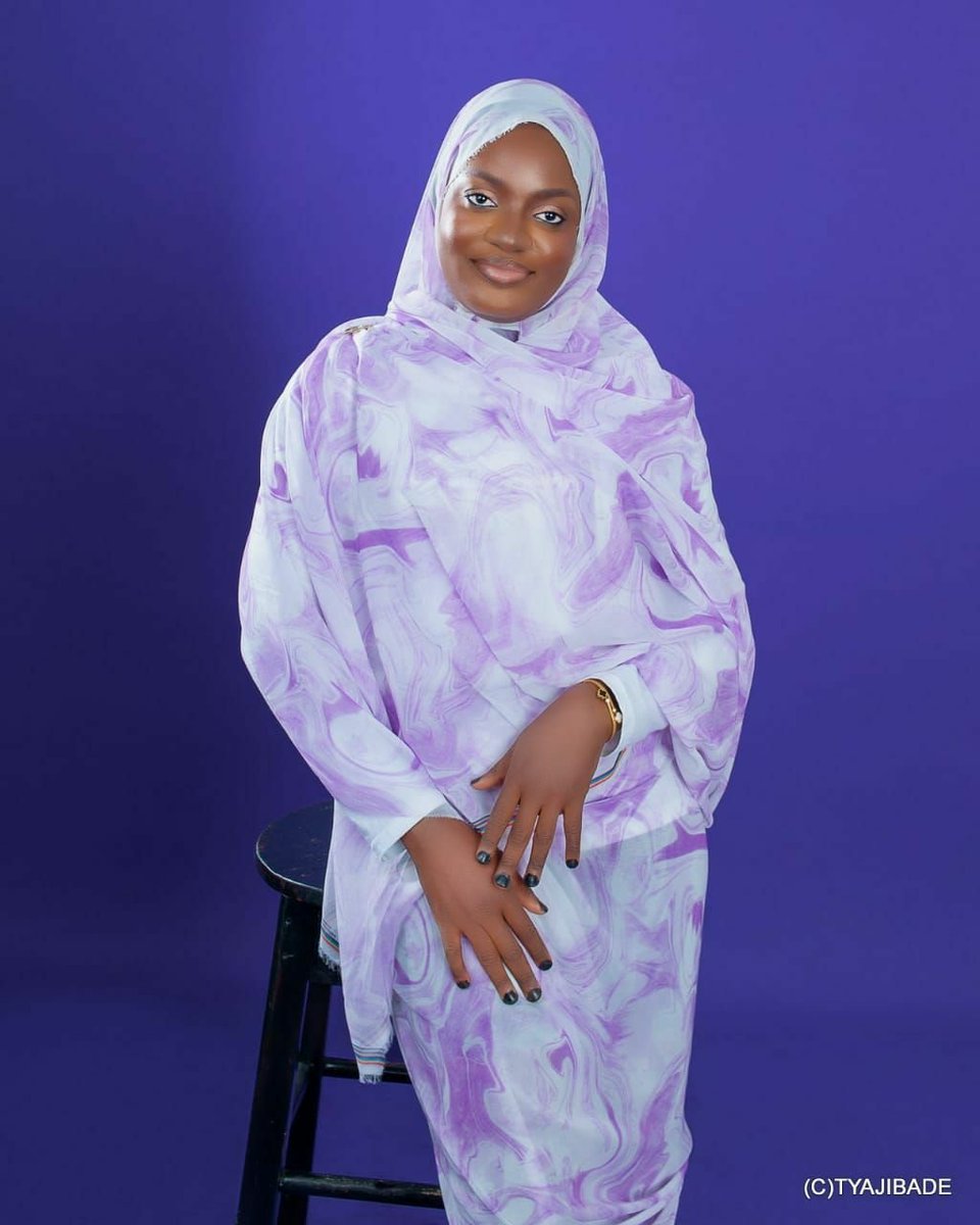 Tophunme's tweet photo. Its my Birthday๐
May this year be filled with Grace, Prosperity, Unending Blessings, Happiness, Good Health, Oportunities Financial stability and Afiyah๐
#JUNEBABE #TWENTYSOMETHING #OMOOPE #ALHAMDULILAHI. https://t.co/qo5iB9uP5v
