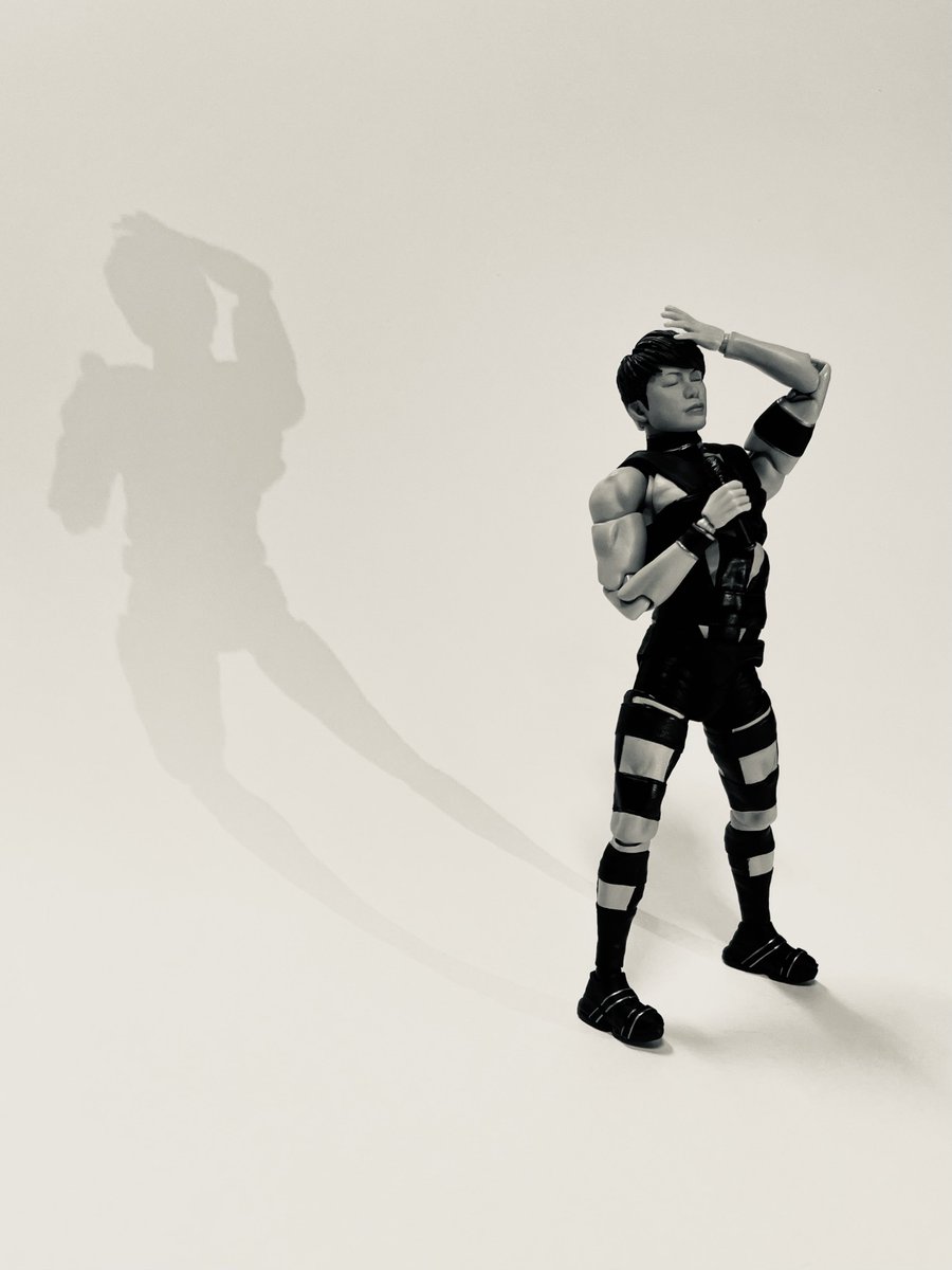 600いいね超えてる！ありがとうございます！！
このフィギュアの造形力やおもしろさが共有できて嬉しいです😆
次なかやまきんに君とか出たりせんやろか〜 https://t.co/eLp8VmA3kw