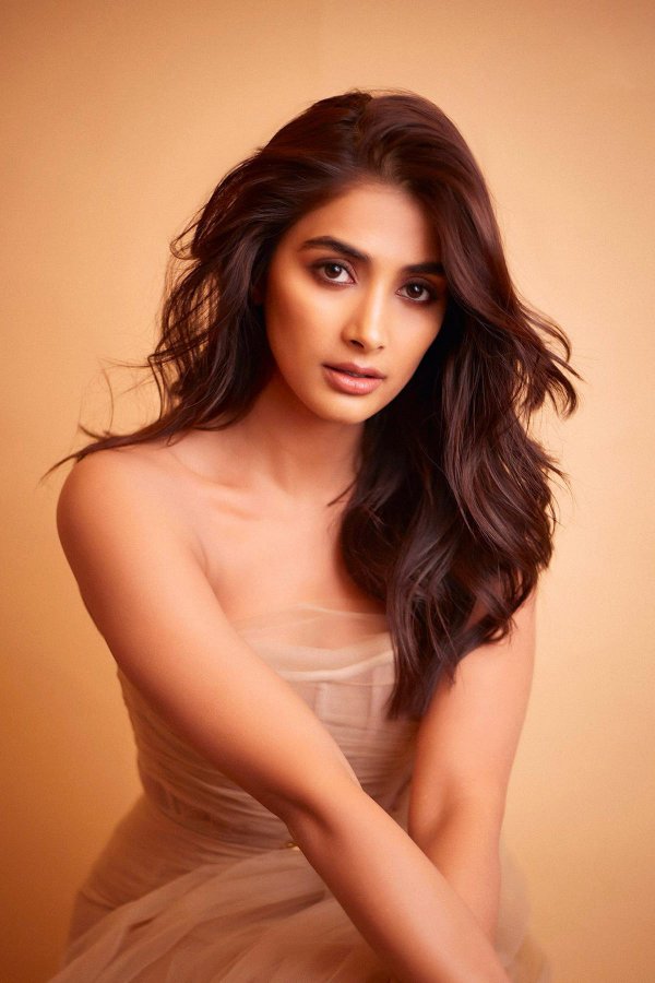 FzCa87XacAE1P8m?format=jpg&name=900x900