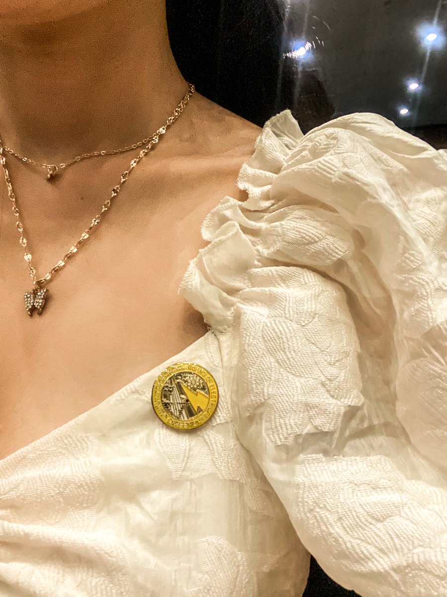 MariaAglipay's tweet photo. and when I say I can do anything if I set my mind to it, this is what I mean. here’s a beautiful reminder to myself that I am so much bigger than my worries and that my dream will always outweigh my fears.

finally and officially, a full-pledged Registered Electrical Engineer. ⚡️ https://t.co/g3MpPyX71j