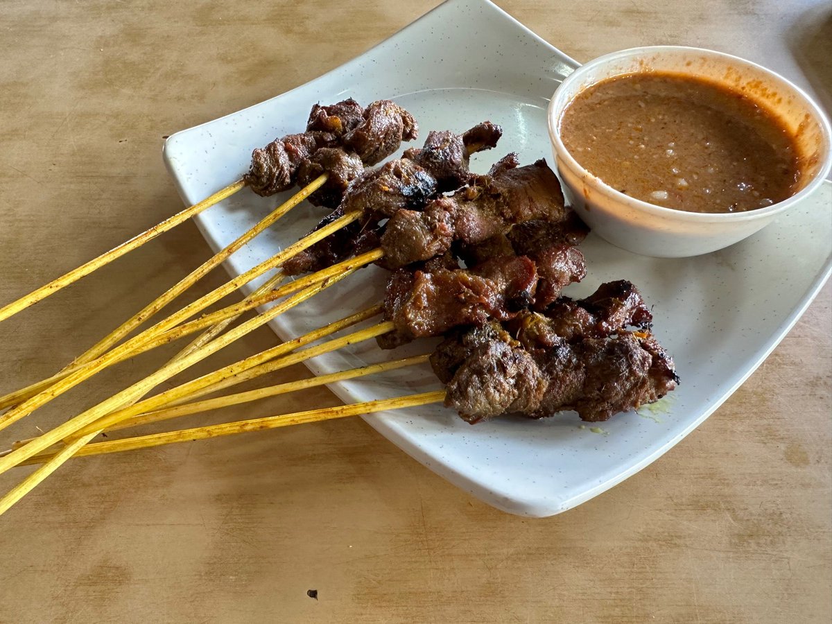 BeadsMax's tweet photo. I'm at Restoran Sate Kajang Haji Samuri in Kajang, Selangor https://t.co/ldCRlRIurN https://t.co/3YcsSvTp6y