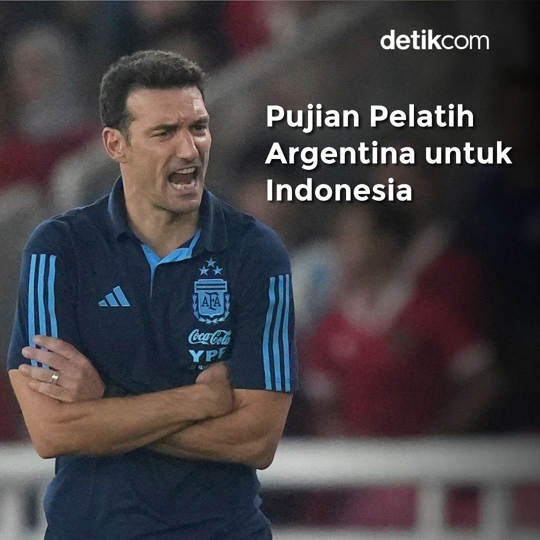 detikcom's tweet photo. Pelatih Timnas Argentina, Scaloni sangat terkesan dengan suporter Indonesia.
Dia berharap sepakbola Indonesia bisa semakin baik ke depannya. Scaloni menyebut Timnas Indonesia punya kualitas yang baik.
#detikcom #IndonesiaVsArgentina #Argentina #Scaloni #SuporterIndonesia https://t.co/16OQYMRAek