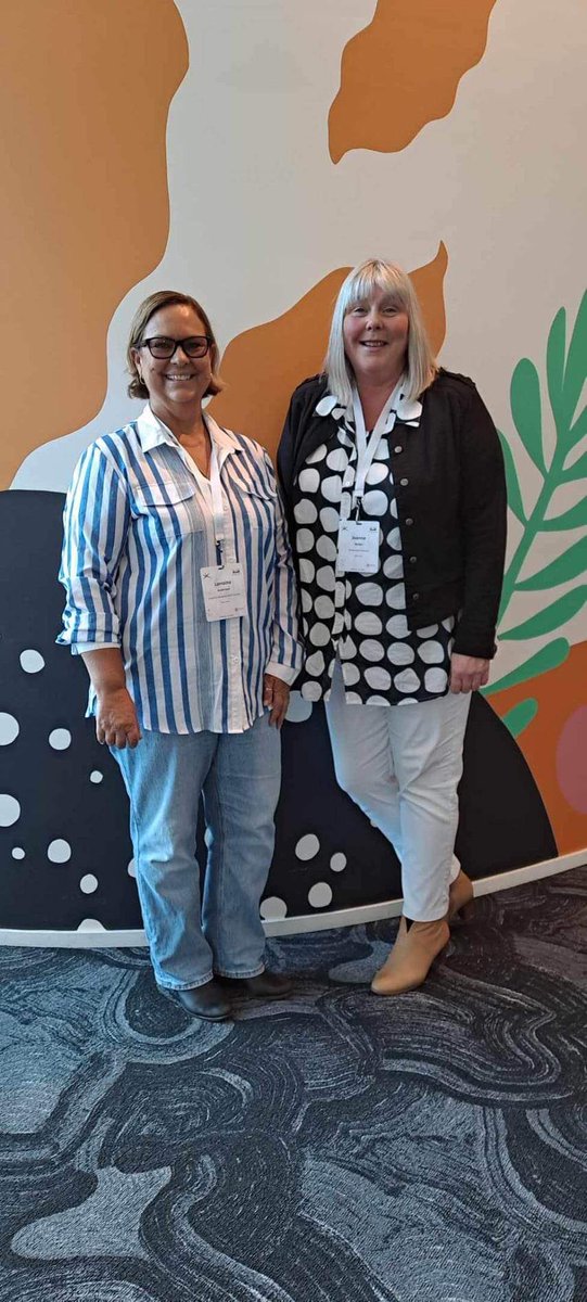 #CDIC2023 Dr Lorraine Anderson (Kimberley Aboriginal Medical Service, Medical Director) and Dr Jo Walker (Wildlife Health Australia) catching up on remote communities health priorities at the PHAA Communicable Disease & Immunisation Conference. @PHAA_OneHealth @healthywildlife