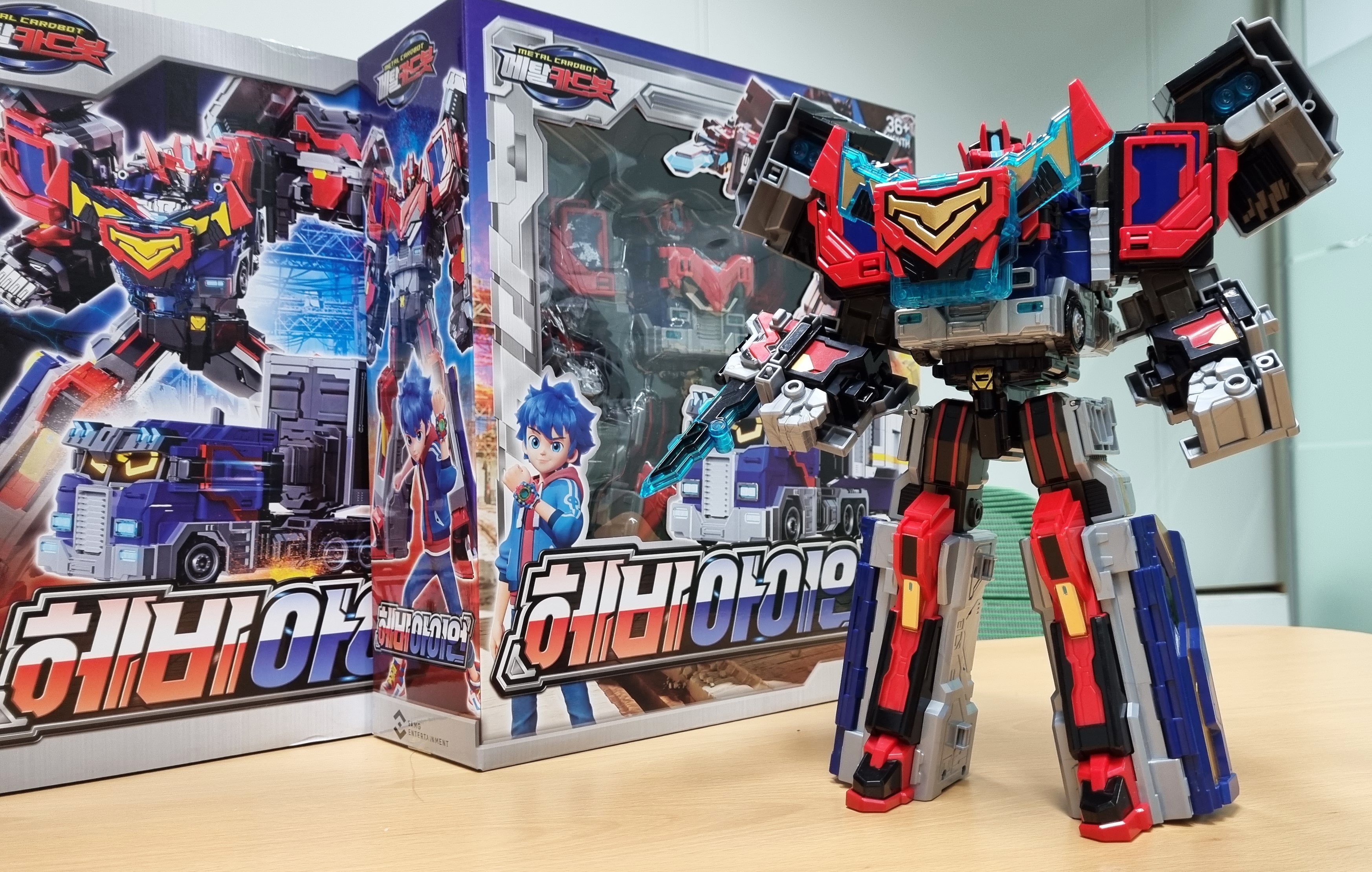 Amazon.co.jp: メタルカードボット ヘビーアイアン 変身ロボット