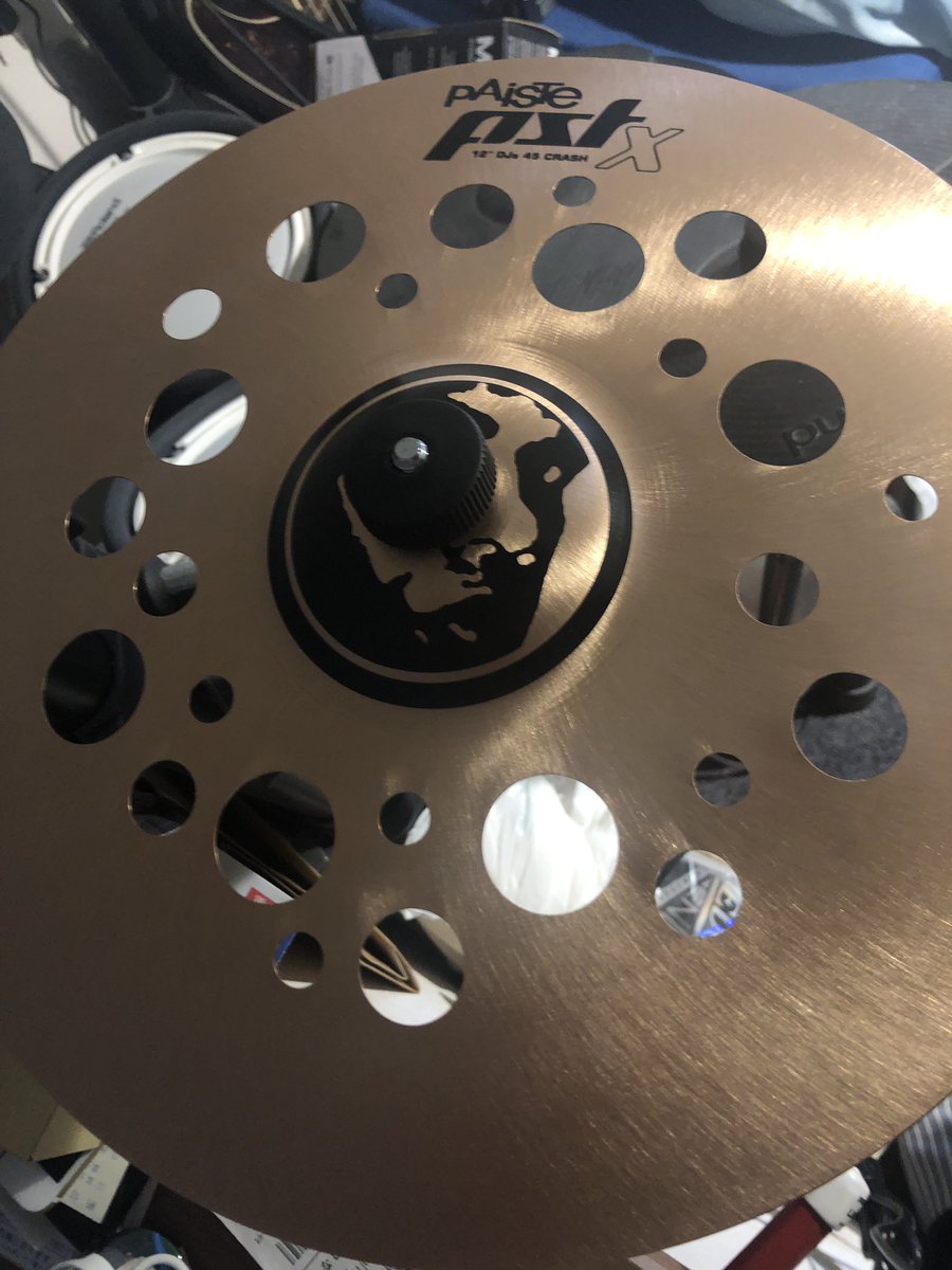 kinyakamijo's tweet photo. パイ捨て届いた。12inchなのでしゃーないが小ぶりなチャイナみたいな音だなw
#PAISTE #PSTX #DJs45Crash https://t.co/5hef8Aih1Z