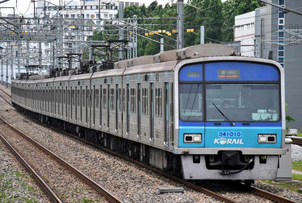 準急拝島 on Twitter 